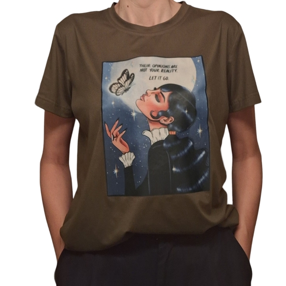 ROMWE Tops - Romwe green graphic tee shirt